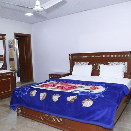 Karachi Motel Kültér fotó