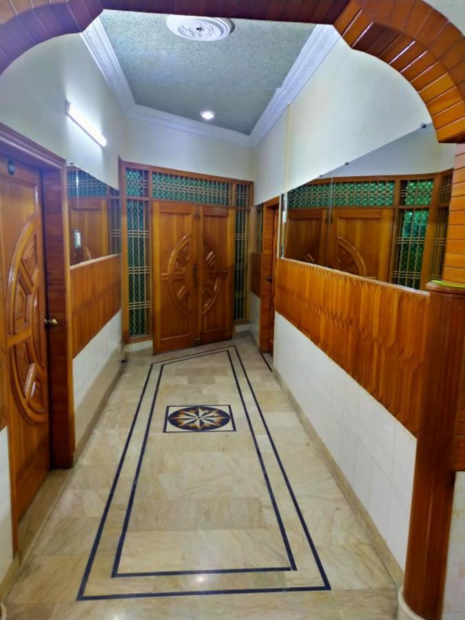 Karachi Motel Kültér fotó